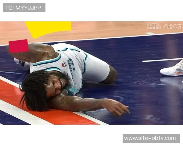 鲍威尔全场最高28分难救主末节连续得分却无力回天 鲍威尔全场最高28分难救主末节连续得分却无力回天